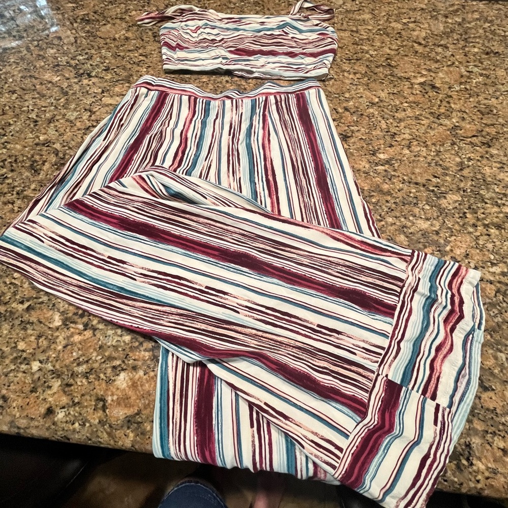 READY FOR SUMMER?  Striped Multicolor Crop & Pants